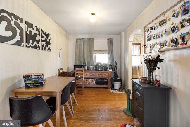 Photo - 3048 Miller St