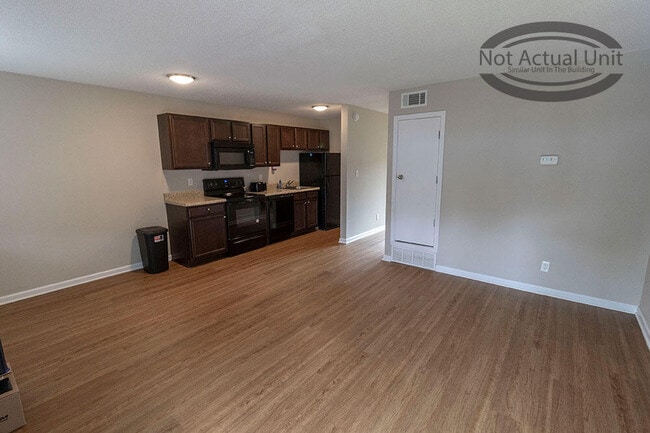 Photo - 105 N Garth Ave Unit 23