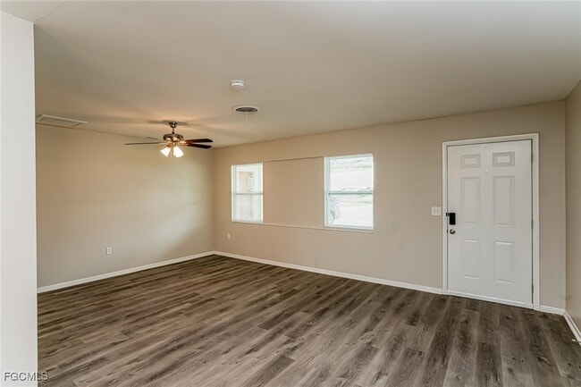 Photo - 604 Shamrock Blvd