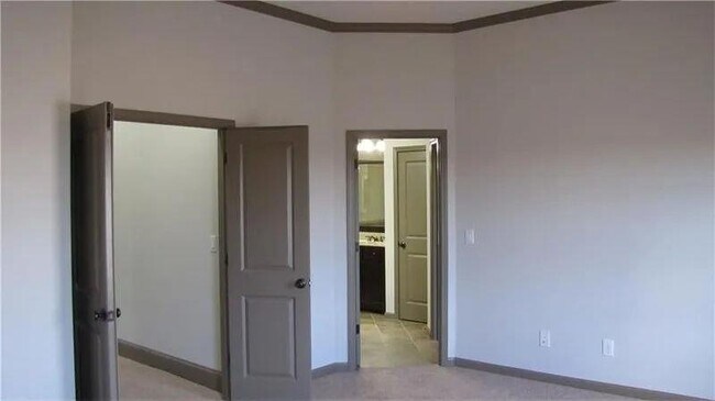 Photo - 6556 Bennington Bluff Ct