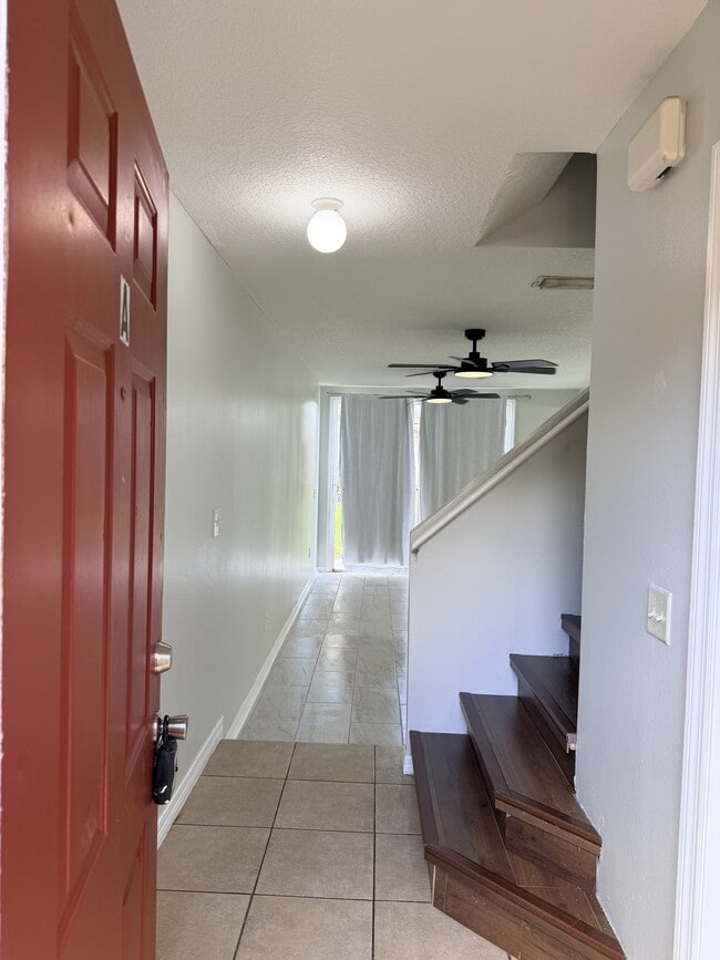 Photo - 2929 Fan Palm Dr