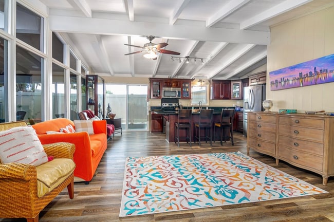 Photo - 665 Kapaia St