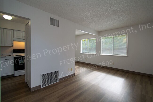 Photo - 1705 Heatheridge Rd