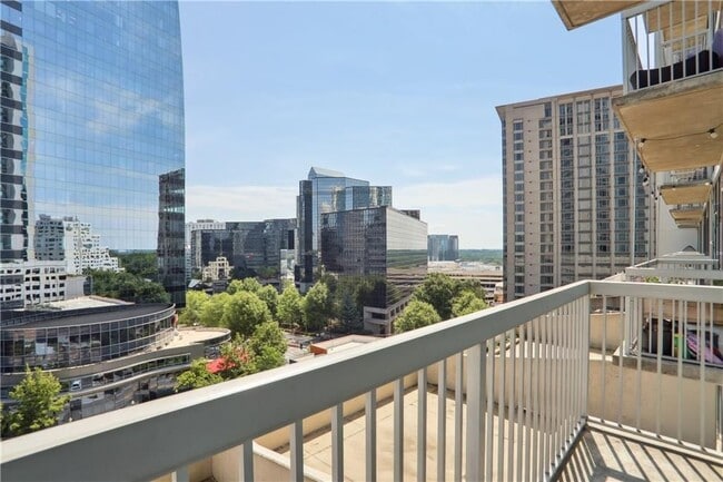 Photo - 3324 Peachtree Rd Unit 915