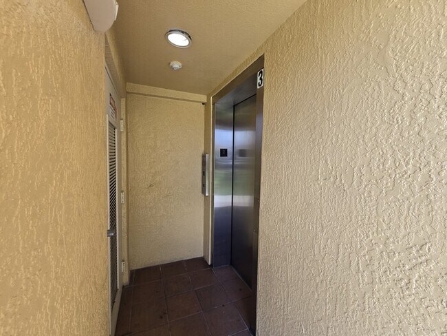 1 Bed 1 Bath Condo For Rent in Tampa $1499