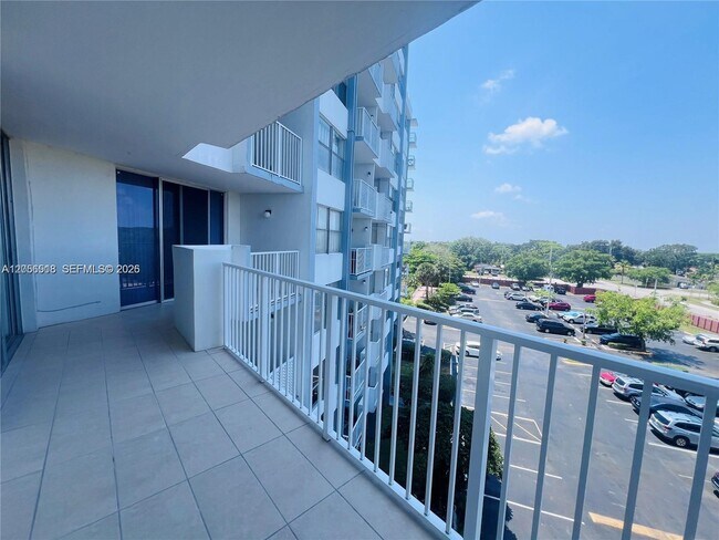 Photo - 1200 NE Miami Gardens Dr Unit 501W