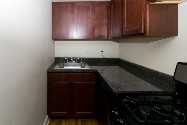 Photo - 1314 N Dearborn St Unidad 001