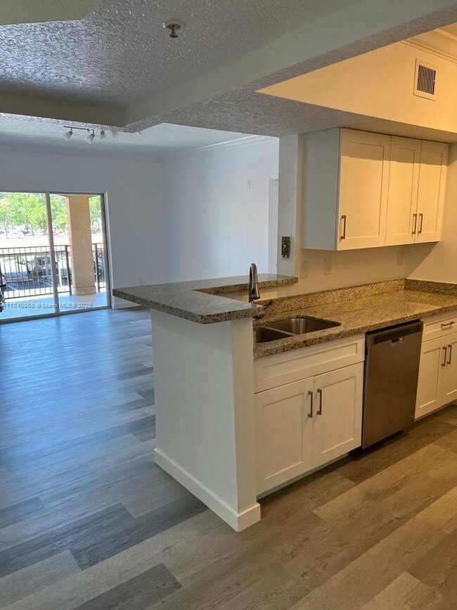 Building Photo - 11700 SW 1st St Rental