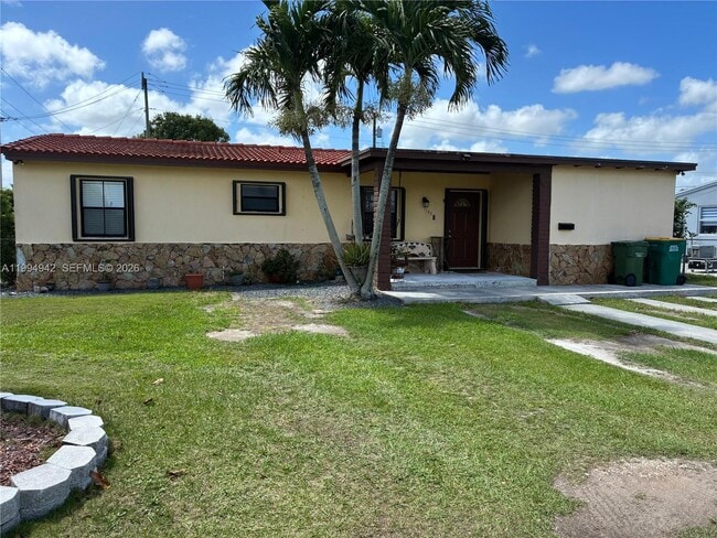 Building Photo - 1580 NE 12th St