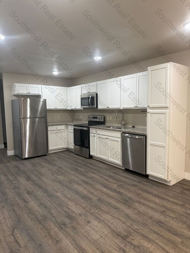 Photo - 1309 Mission Dr Unit A