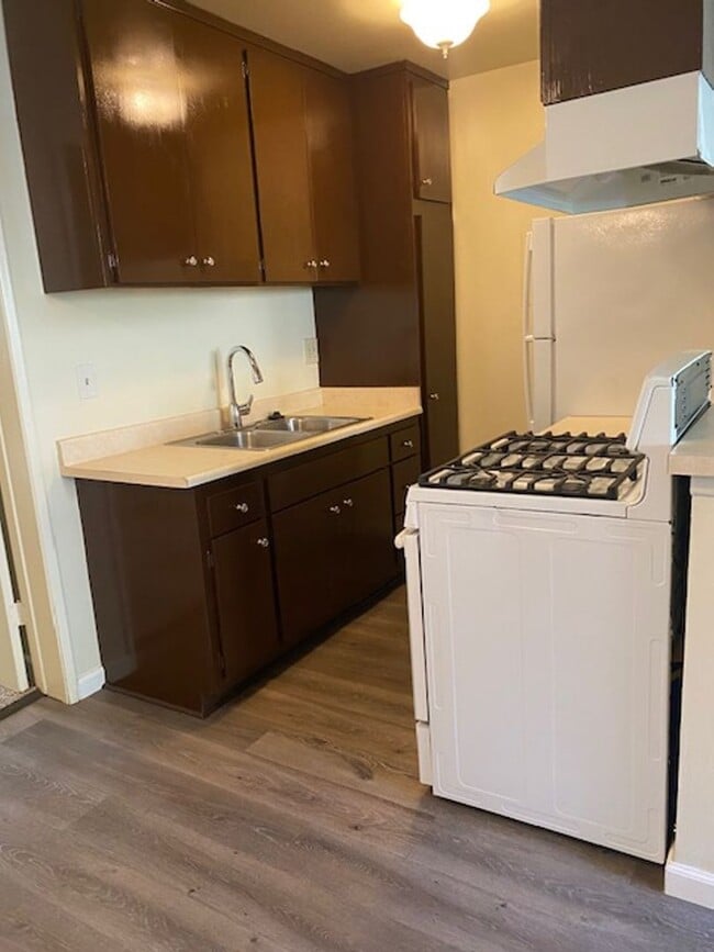 Photo - Beautiful One Bedroom Unit 5