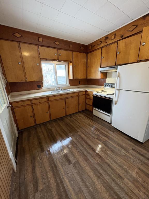 Photo - 242 W Summit St