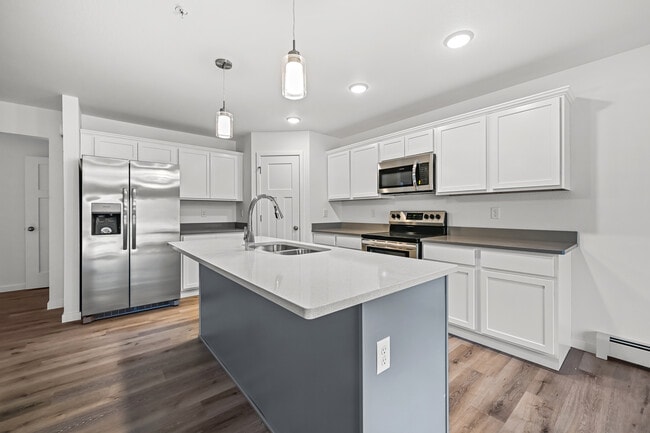 Photo - Willow Estates