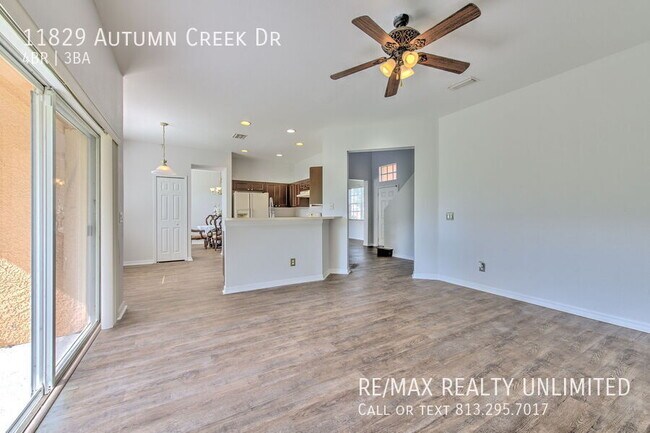 11829 Autumn Creek Dr