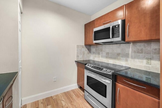 Photo - 511 Lucerne Ave