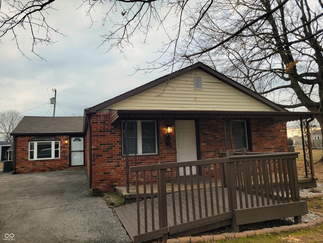 Building Photo - 3425 Campbell St