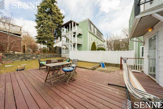 Building Photo - 271 Hurley St Unit 1 Rental