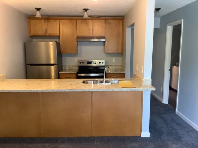 Building Photo - 2616 S 74th St Rental