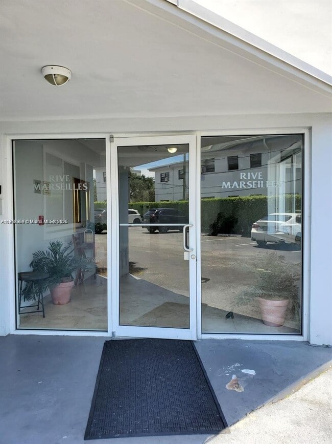 Photo - 1185 Marseille Dr Unit 209