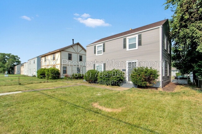 Building Photo - 1047 S James Rd