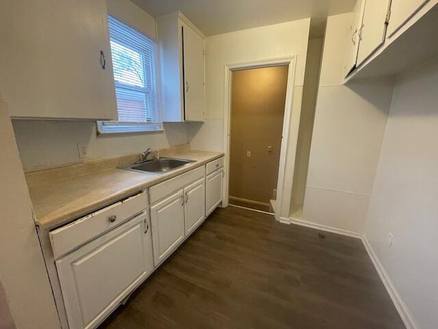 Photo - 9255 Heyden St