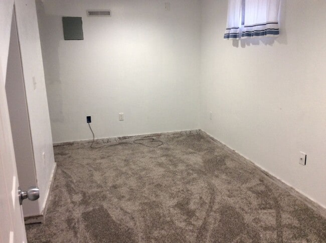 Photo - 3 bedroom, 2 bath Single Family house