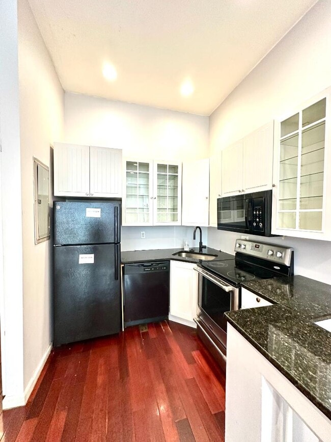 Photo - 2215 Eutaw Pl