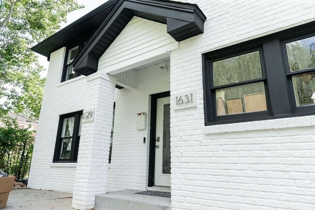 Building Photo - 1629 Bonnie Brae St Rental