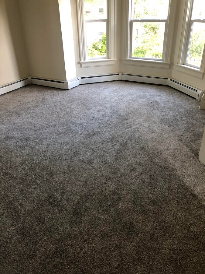 Photo - 139 N Center St