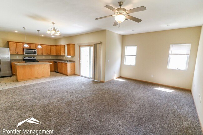 Photo - Amazing 3 bedroom 2.5 bathroom duplex in a quiet neighborhood!