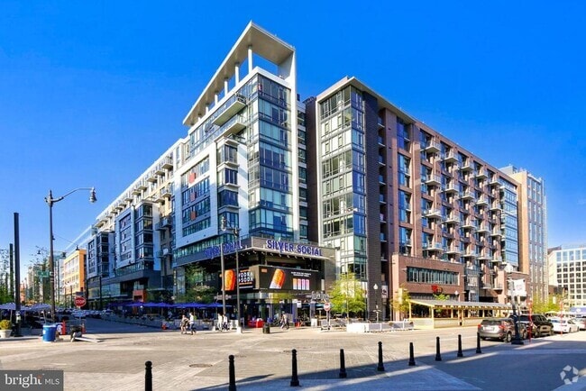 Building Photo - 70 N St SE Unit 807 Rental