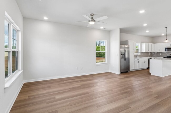 Photo - Brand new home in a great location central to all of Tri-Cities