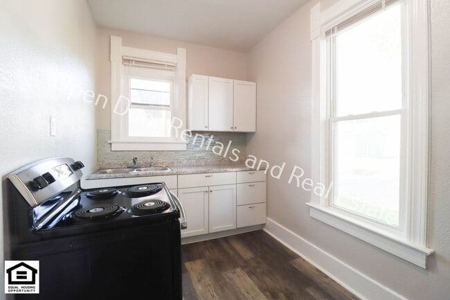 Photo - 729 Columbia Ave Unit 729 Columbia Ave Apt 2