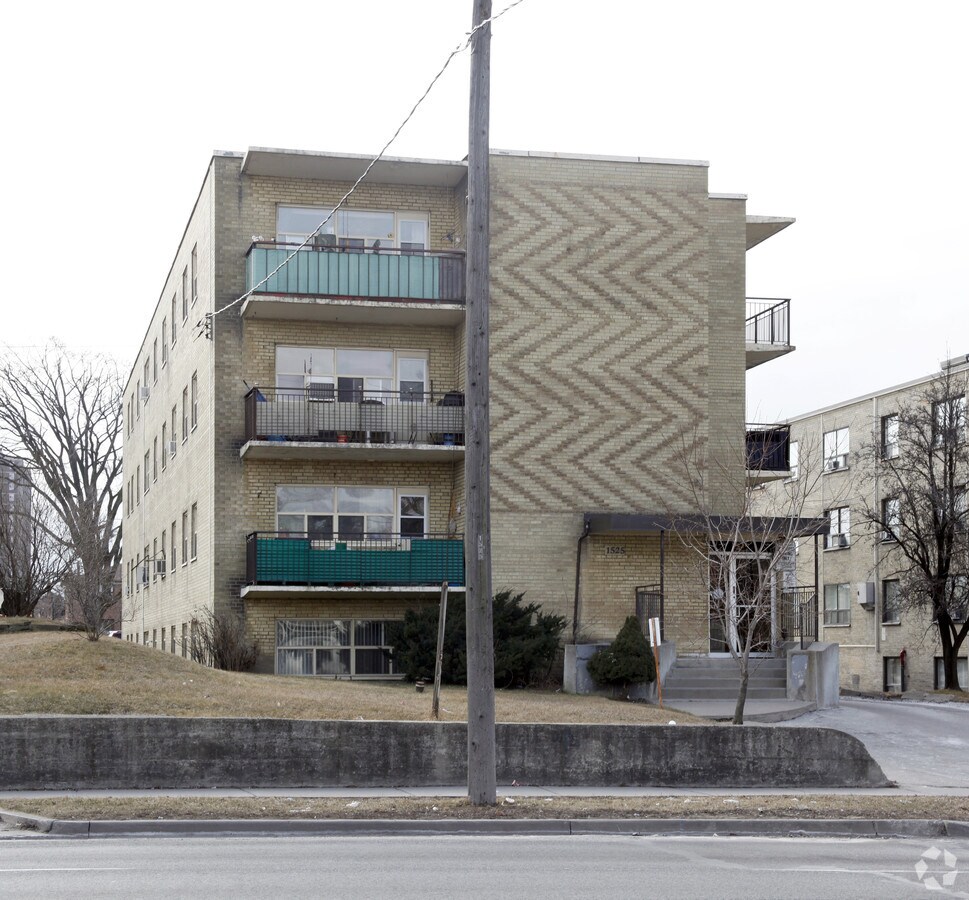 Photo - 1525 Wilson Ave