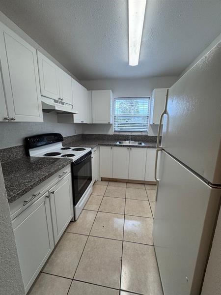 Photo - 8011 NW 35th Ct Townhome