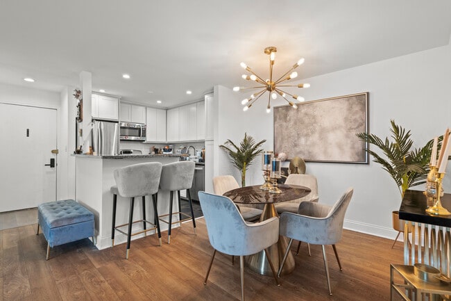 Photo - 9S220 S Frontage Rd