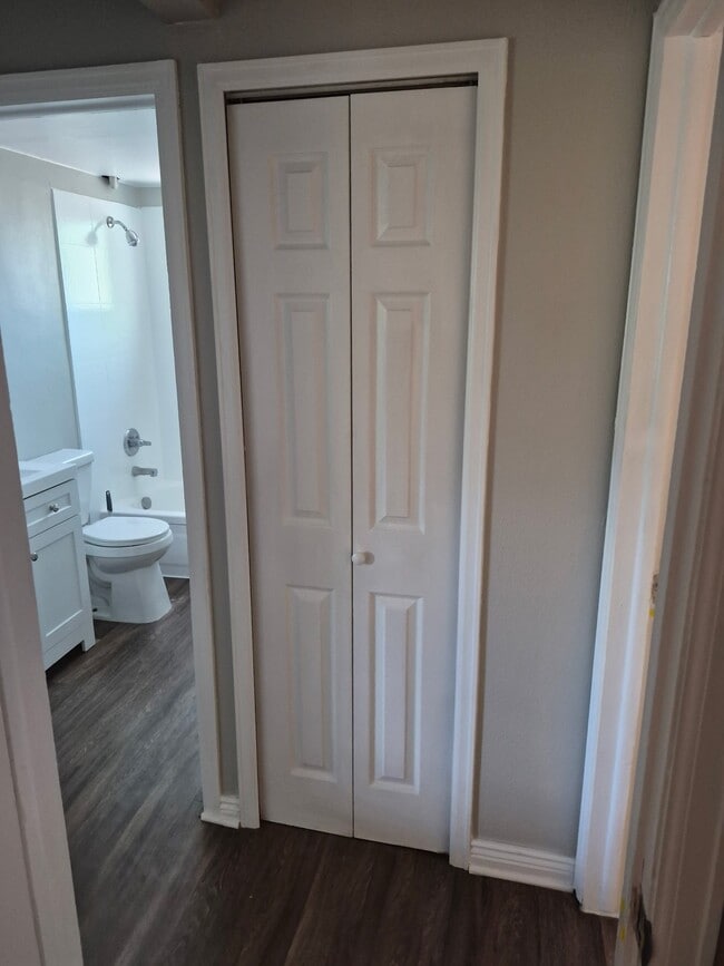 Photo - 3950 Turnpike Dr Unit 1