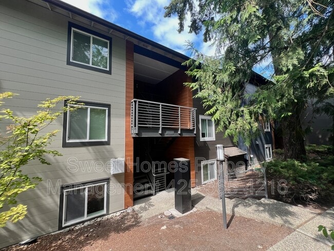 Photo - 12219 NE Bel Red Rd