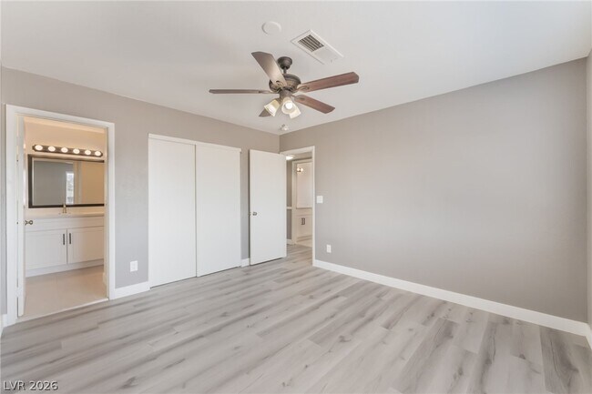 5689 E Lake Mead Blvd Unit 3
