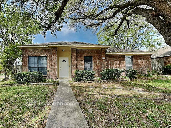 Building Photo - 7001 Seascape Dr