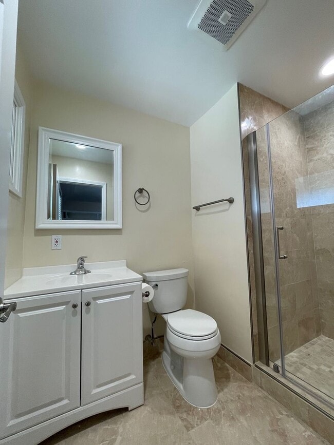 Photo - Stunning 4+2 West Hills Home Completely Redone!