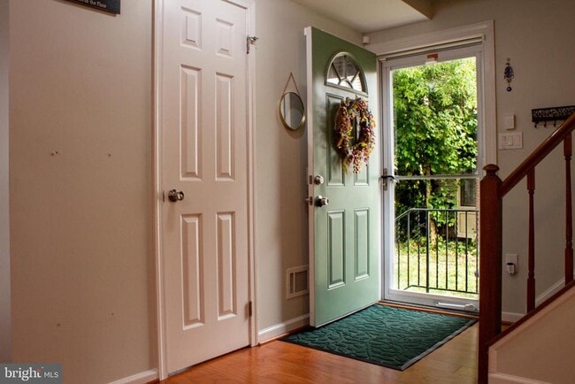 Photo - 311 Whitcliff Ct