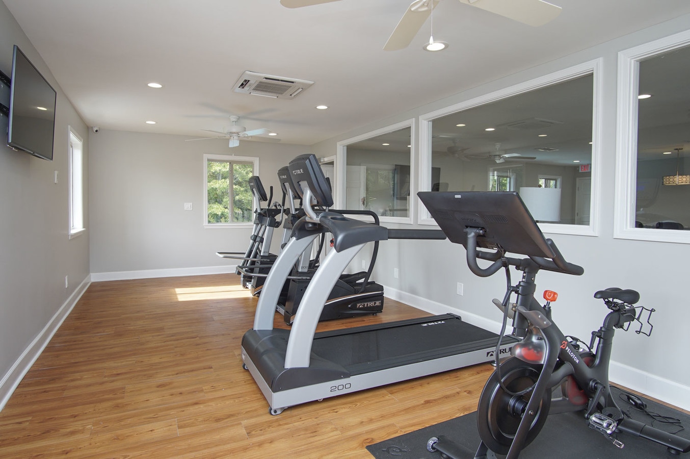 Photo - Carriage Place