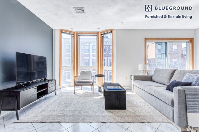 Building Photo - 237 Hanover St Rental