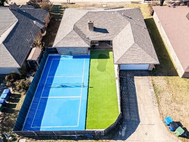 Photo - 3706 Bishop Hill Dr