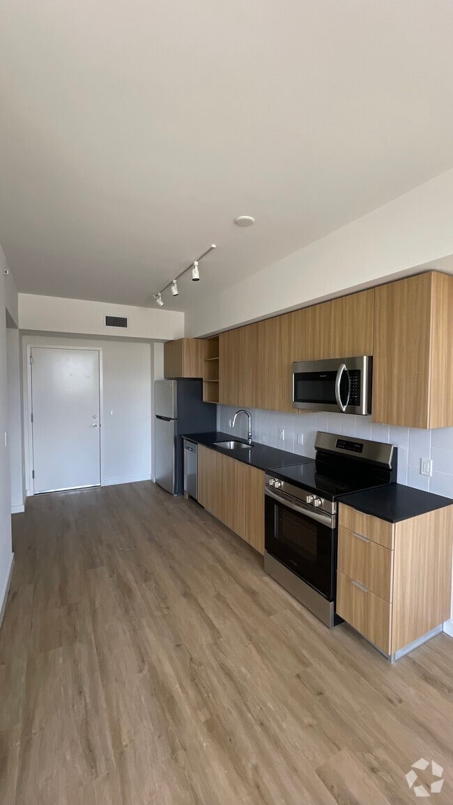 Building Photo - 2881 E 9th Ave Unit S5 Rental