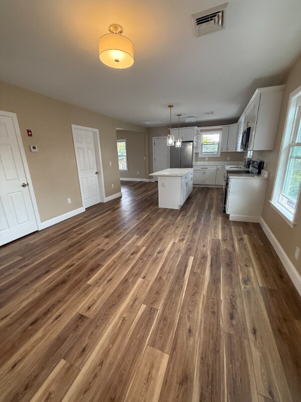 Photo - 363 Logee St Unit 3