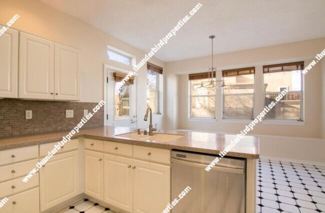 Photo - Tanoan Gated 3 bedroom, 2 bath home