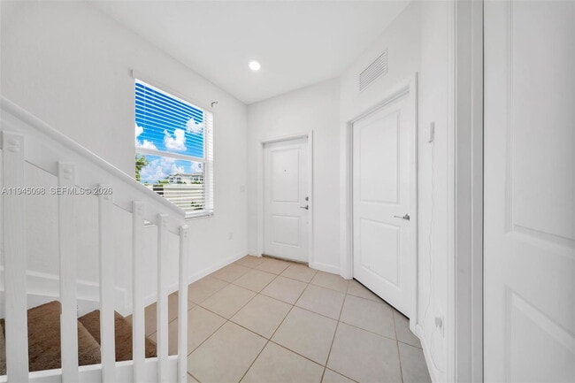 Photo - 2699 SE 19th St