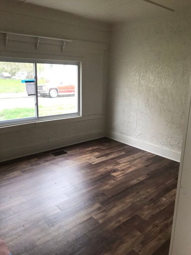 Photo - 3 BR 1 1/2 Bath 2 Story Available Now!